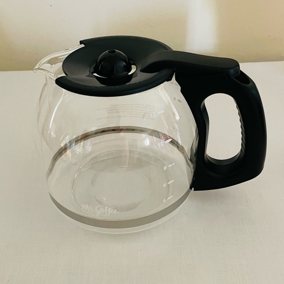 Mr Coffee 12 Cup Glass Carafe Pot Replacement Black Lid Glass Server Drip Coffee - Picture 1 of 9